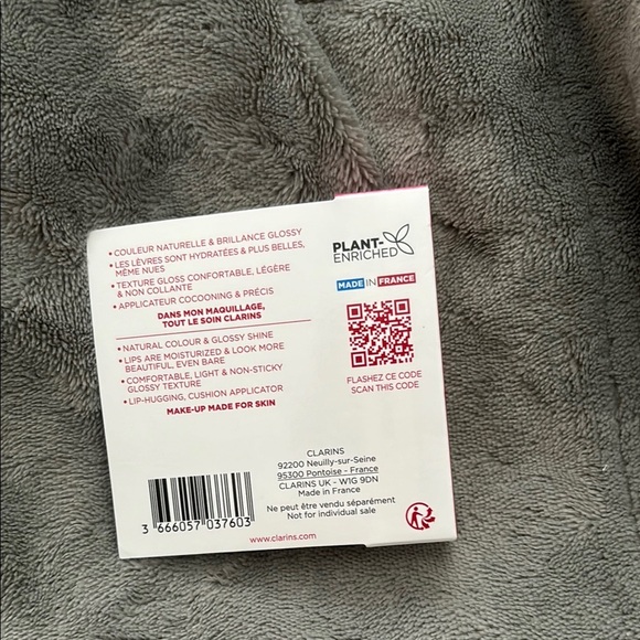 Clarins Lip Comfort Oil 03 - Picture 2 of 2